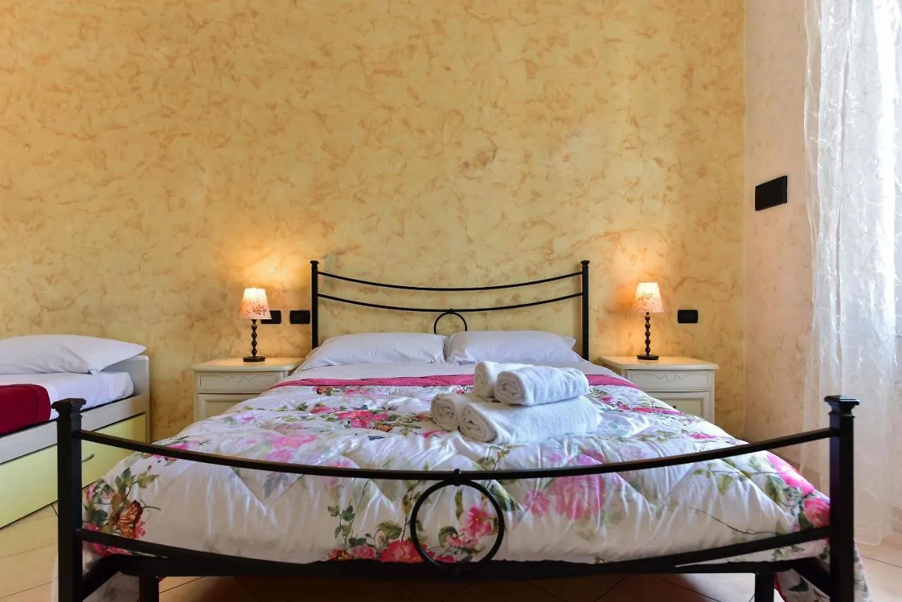 Classic Apartment In Re Di Roma Near The Metro